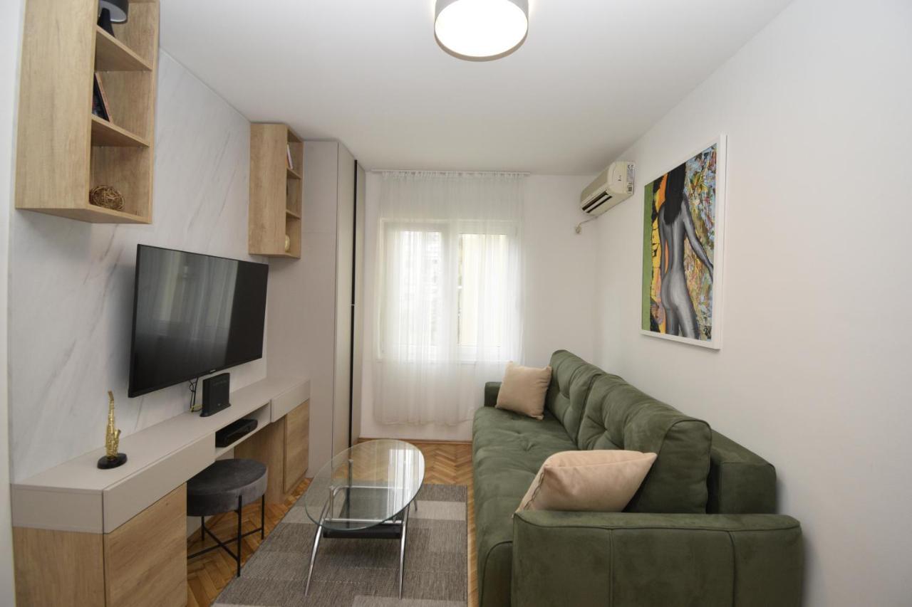 Studio apartment Art Zone Podgorica Buitenkant foto